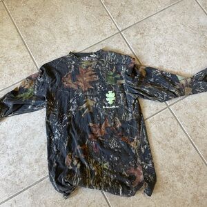 Mossy oak camo long sleeve